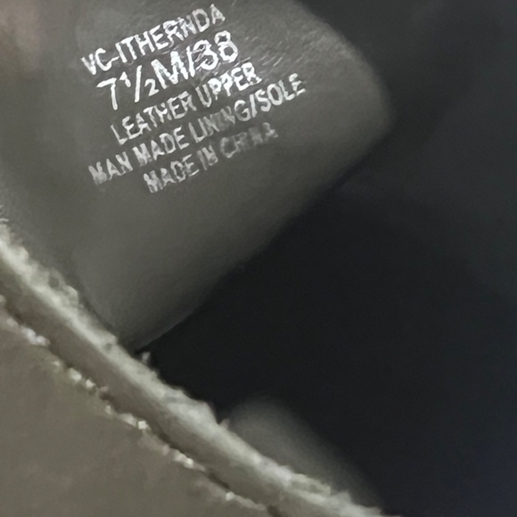 Vince Camuto Ithernda Clog - Picture 4 of 8